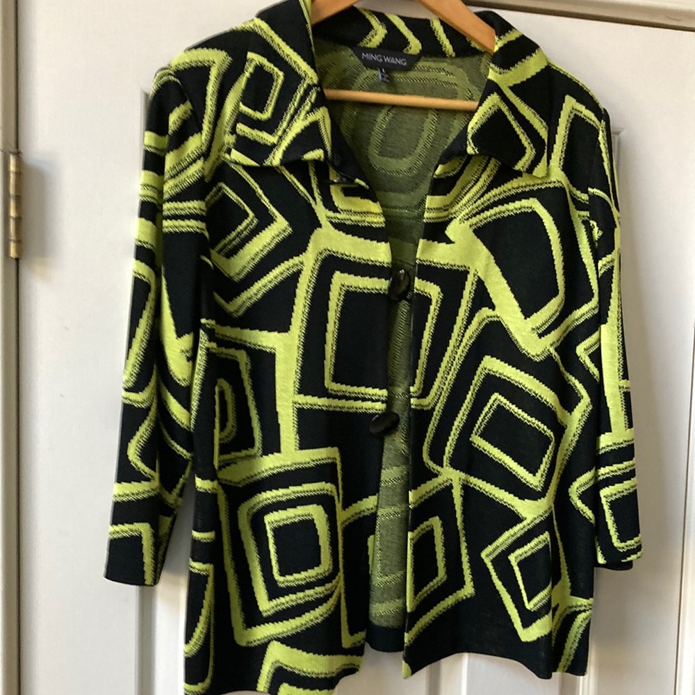 Ming Wang Jacket With 3 Buttons That Loop Closed.… - image 1